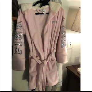 Victoria Secret pink short robe xs/s
